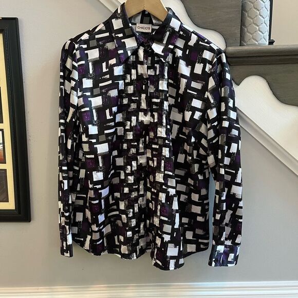 Chico’s Purple White Black Print Pintuck Satin Button Down Shirt sz 1 M/8 - Picture 1 of 6